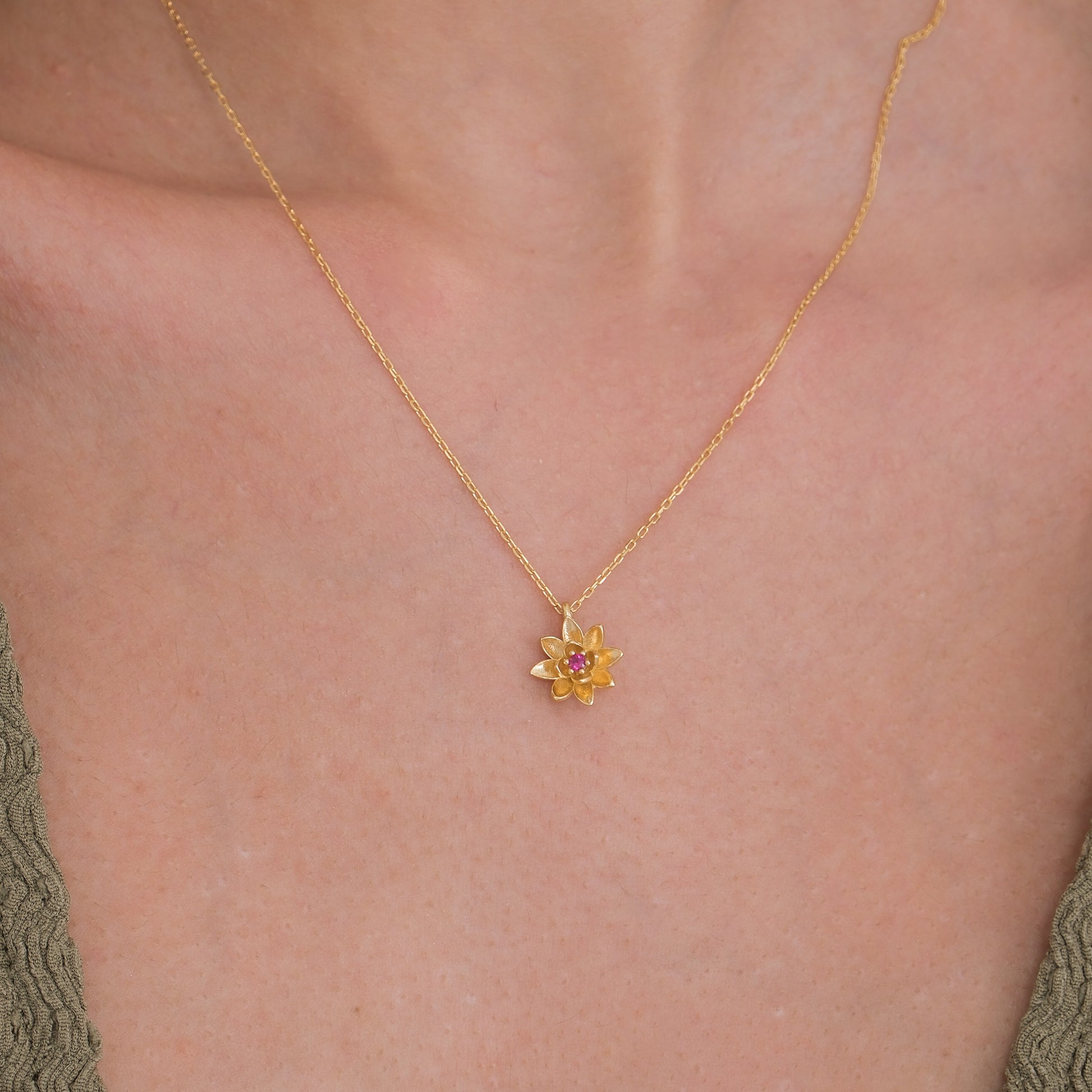 July Birth Flower Necklace | 18K Gold Vermeil