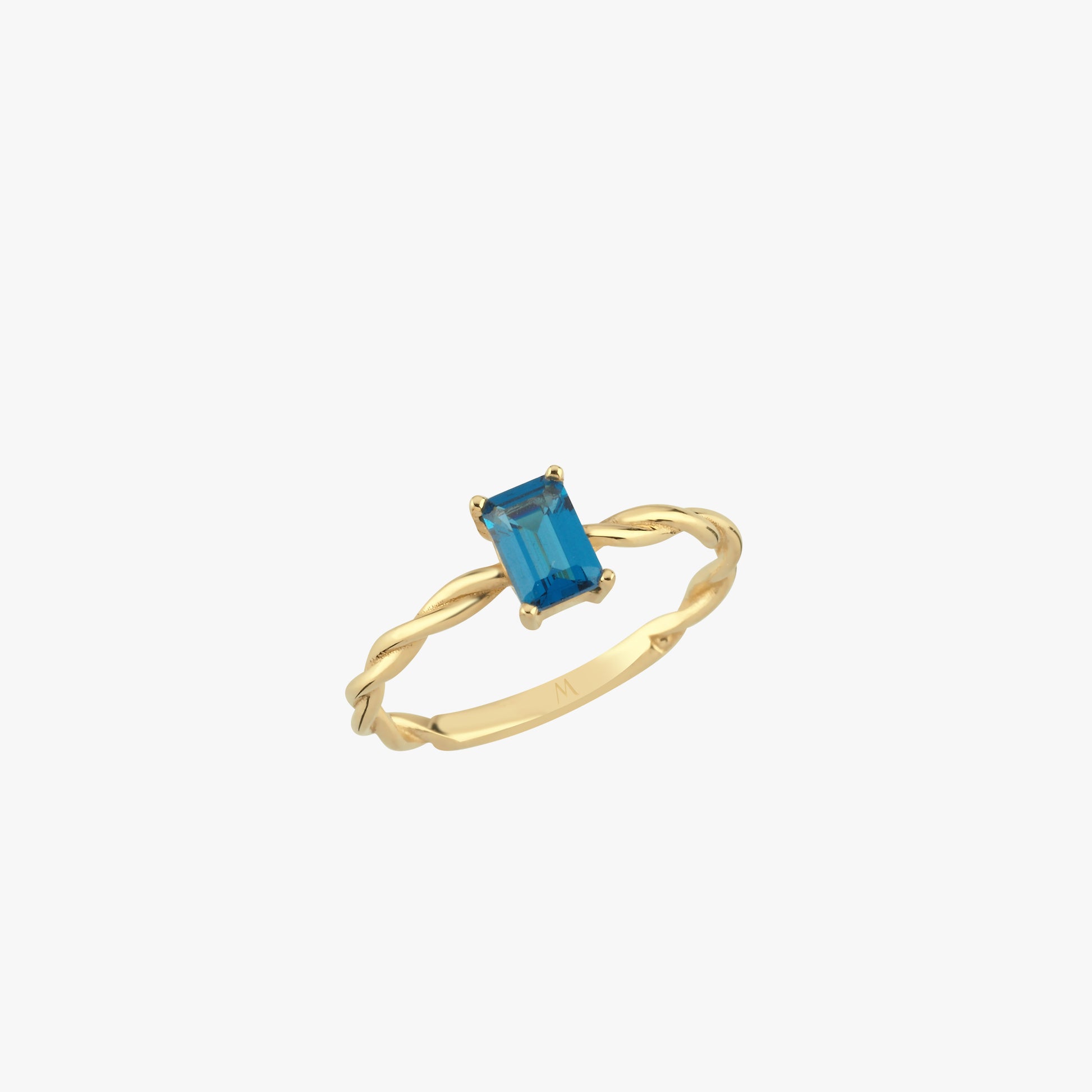 Blue Sapphire Rectangle Ring | 14K Solid Gold