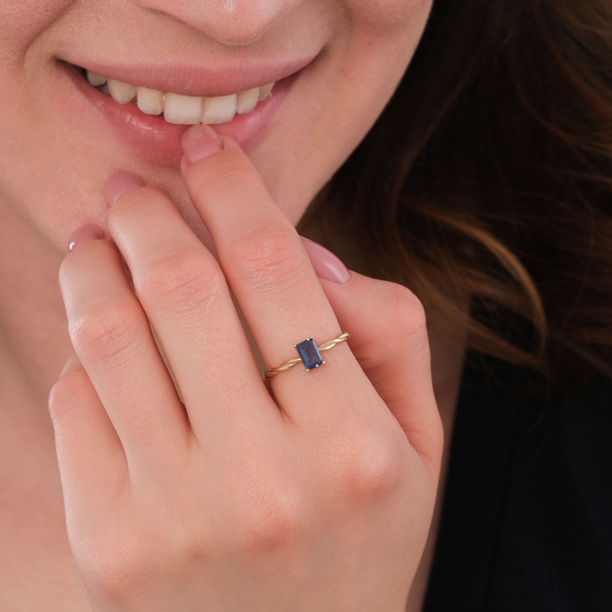 Blue Sapphire Rectangle Ring | 14K Solid Gold