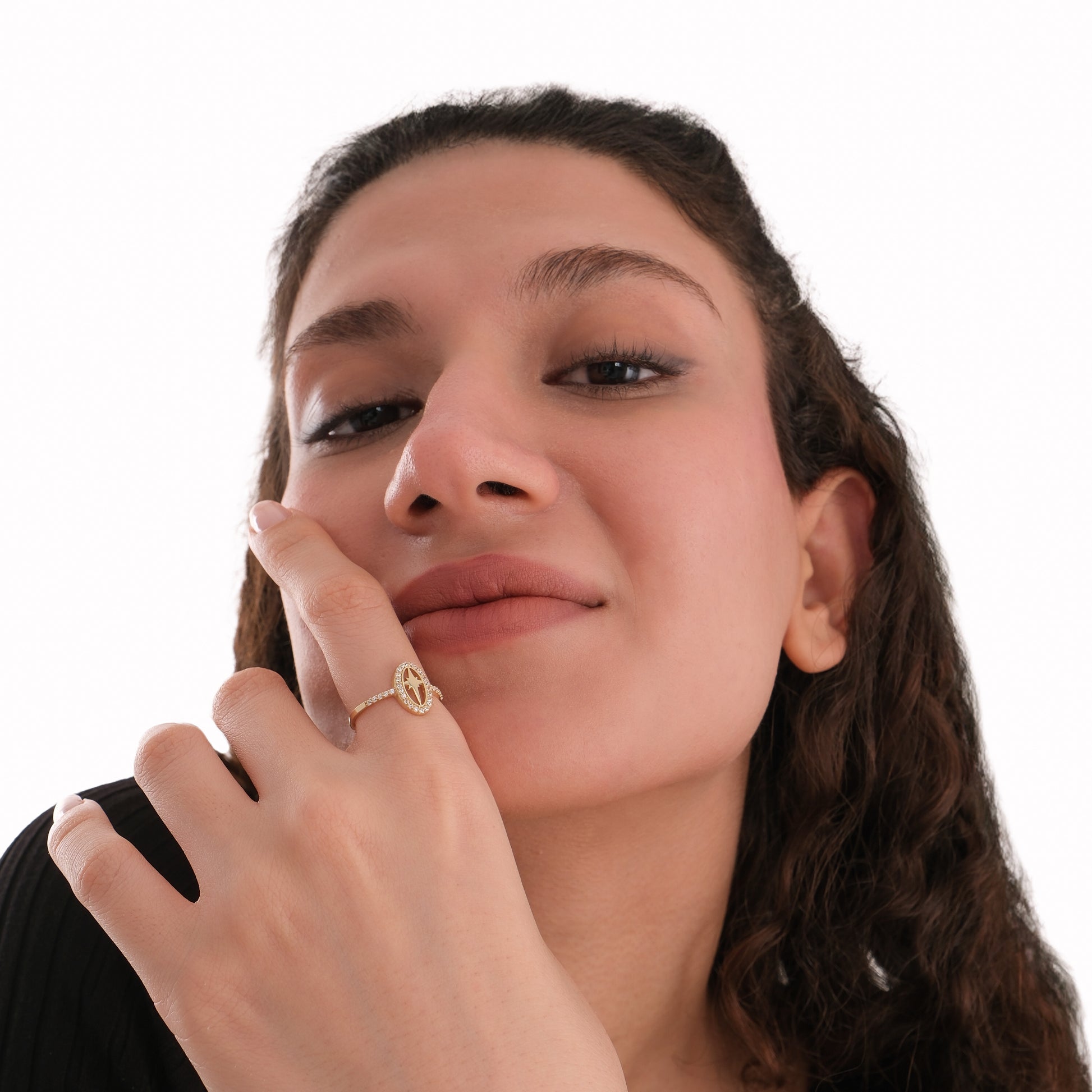 Oval Star Ring | 14K Solid Gold
