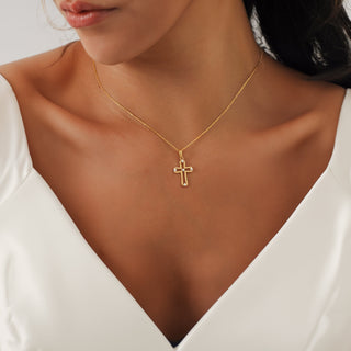 What Does Wearing a Dainty Cross Necklace Mean?