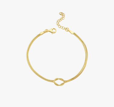 Knot Bracelet | 14K Gold Vermeil - Mionza Jewelry-14k gold vermeil, bestfriend bracelet, gift for mom, gift for women, gold vermeil jewelry, infinity bracelet, knot bracelet, knot bracelet 18k, knot bracelet gold, knot bracelet silver, love knot bracelet, mothers day jewelry, tie the knot