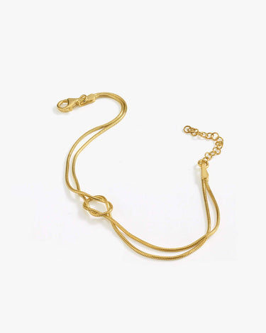 Knot Bracelet | 14K Gold Vermeil - Mionza Jewelry-14k gold vermeil, bestfriend bracelet, gift for mom, gift for women, gold vermeil jewelry, infinity bracelet, knot bracelet, knot bracelet 18k, knot bracelet gold, knot bracelet silver, love knot bracelet, mothers day jewelry, tie the knot