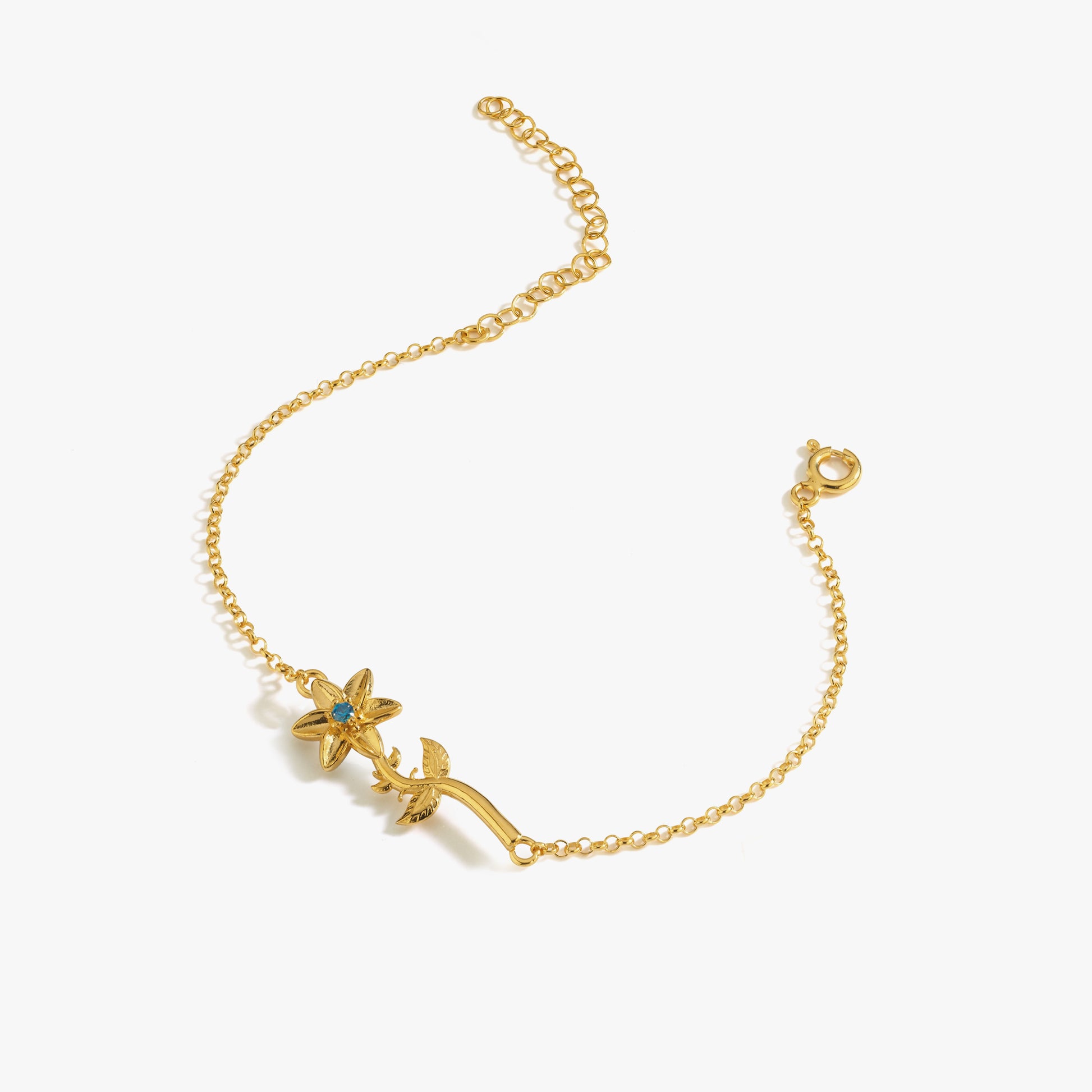 December Birth Flower Bracelet | 18K Gold Vermeil