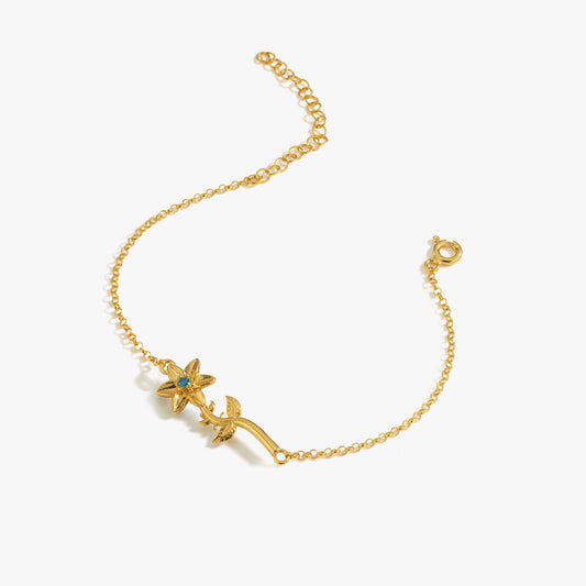 December Birth Flower Bracelet | 18K Gold Vermeil