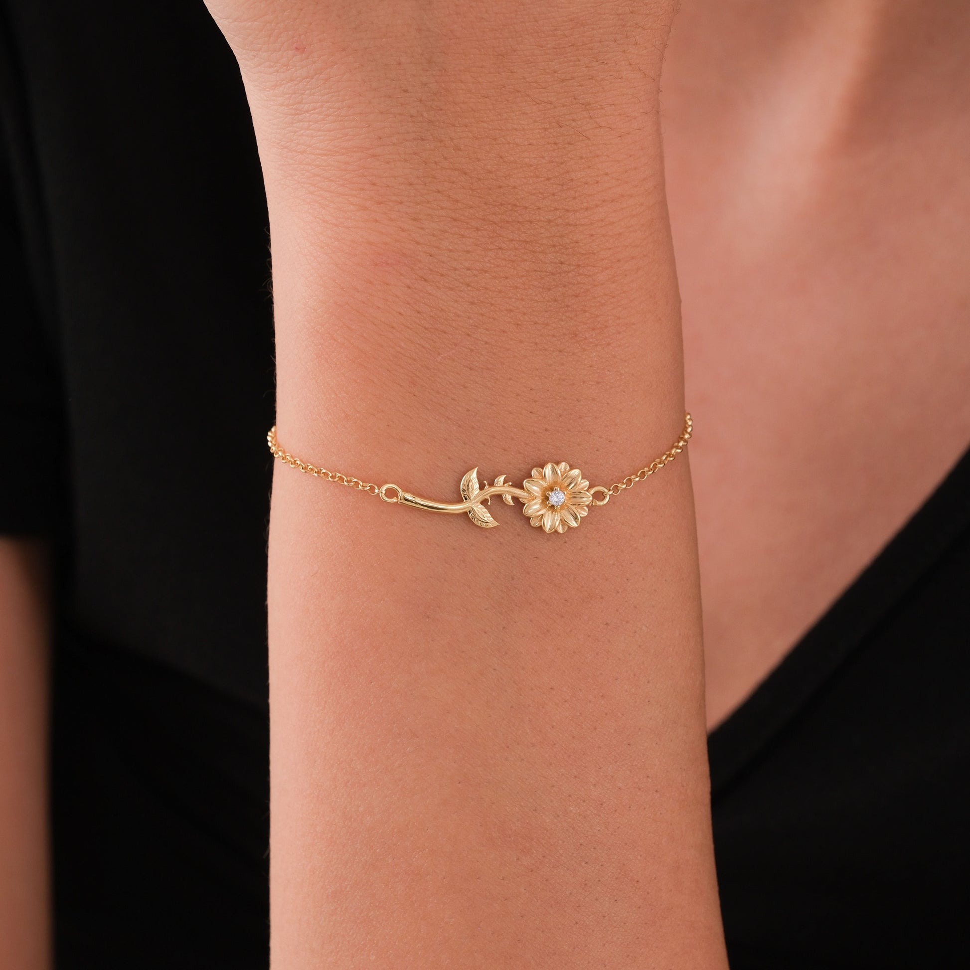 April Birth Flower Bracelet | 18K Gold Vermeil
