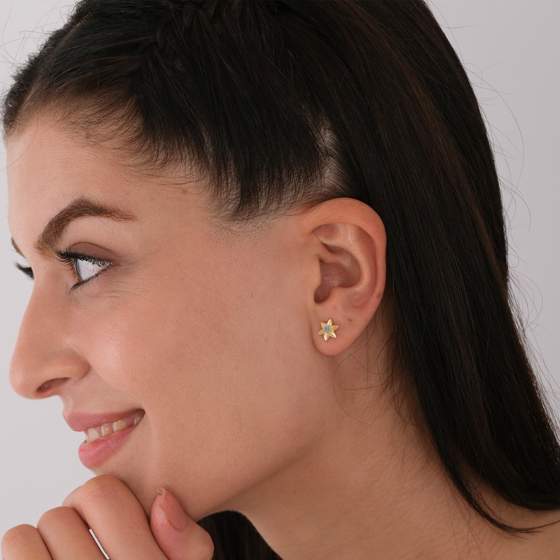 December Birth Flower Earrings | 18K Gold Vermeil