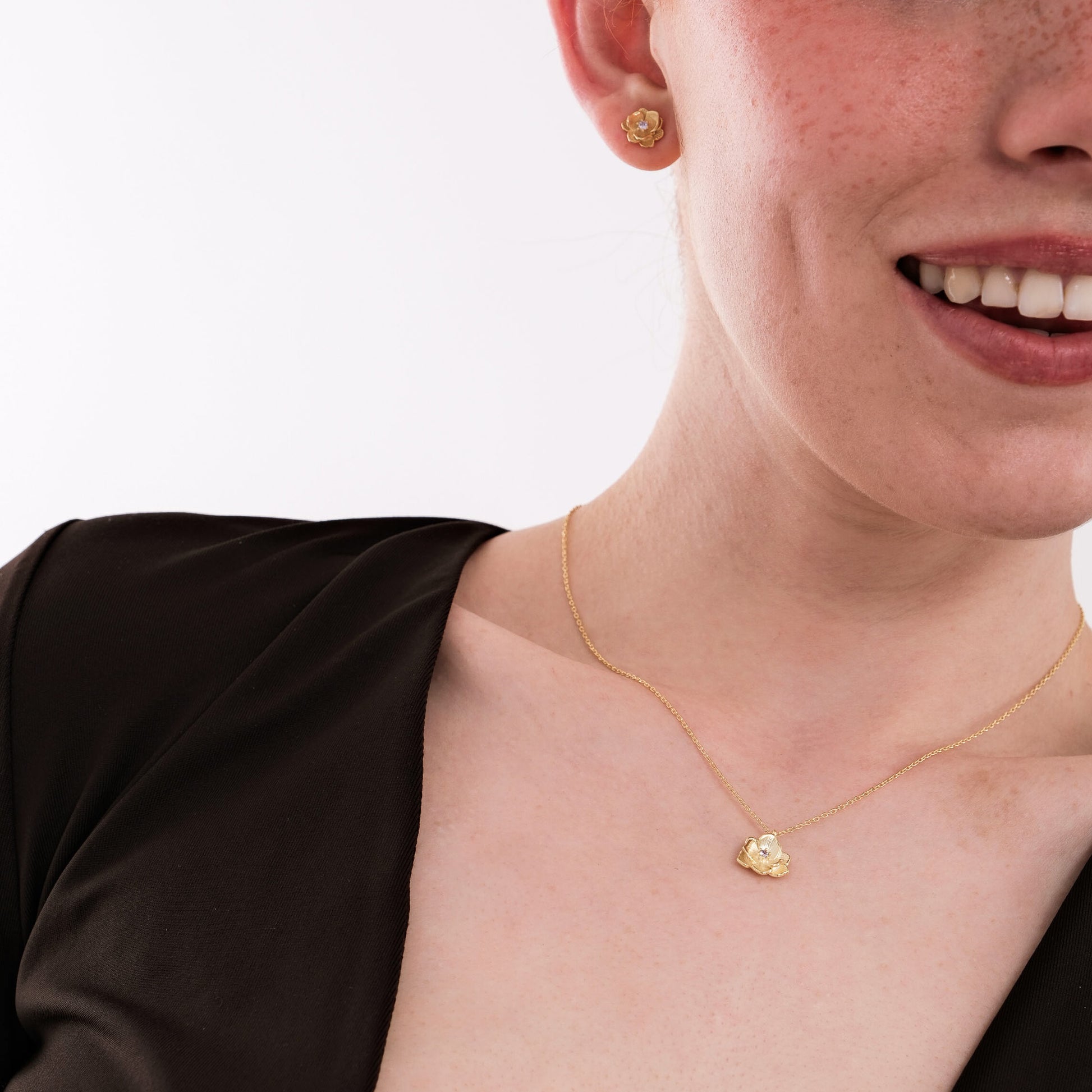 August Birth Flower Necklace | 18K Gold Vermeil