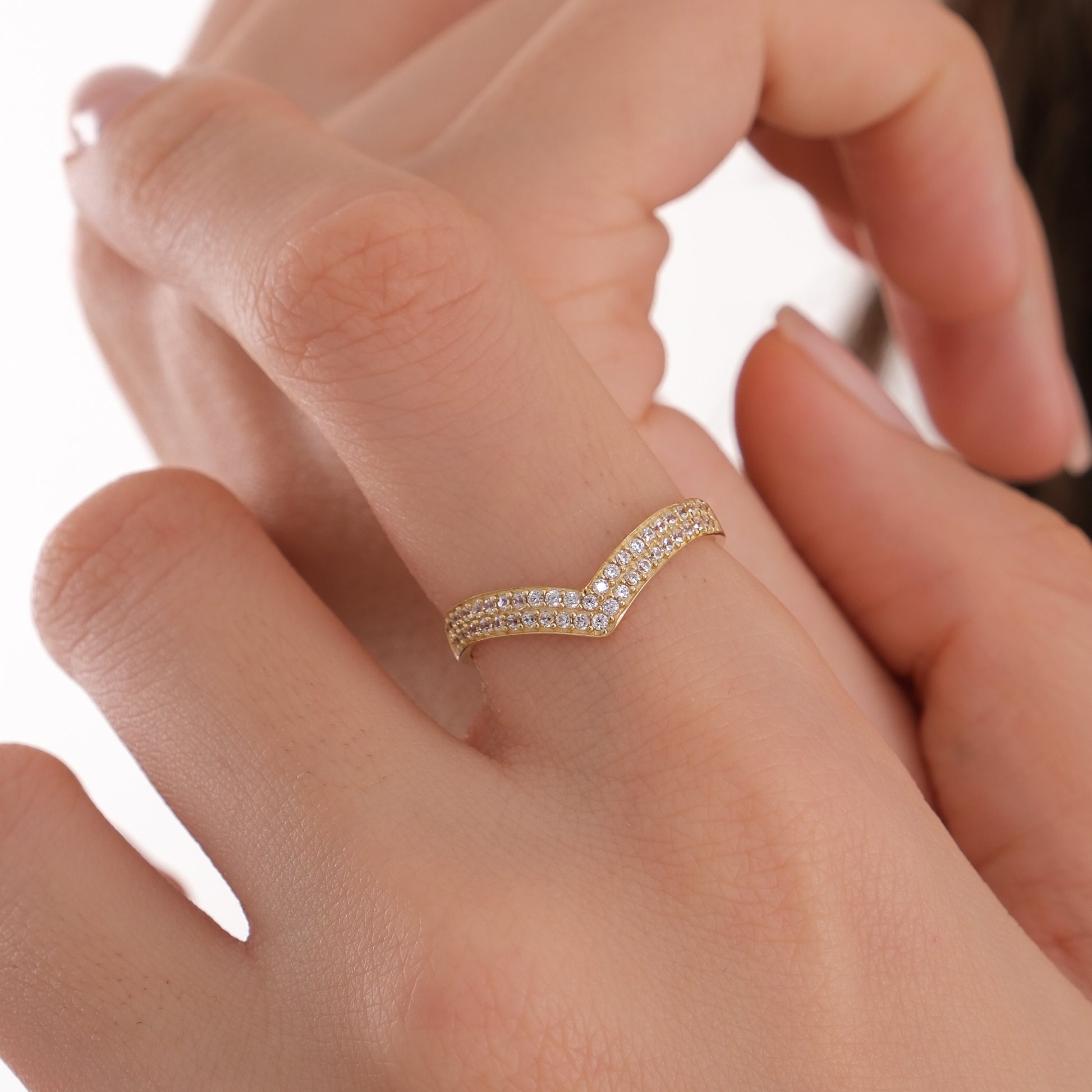 Pave Chevron Ring | 14K Solid Gold