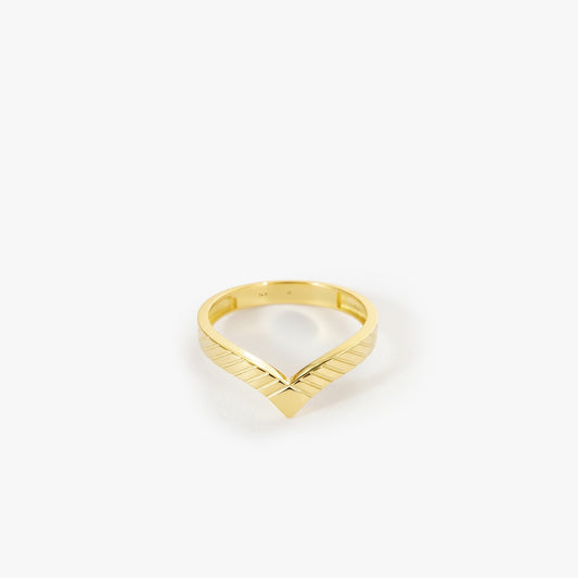 Engraved Chevron Ring | 14K Solid Gold