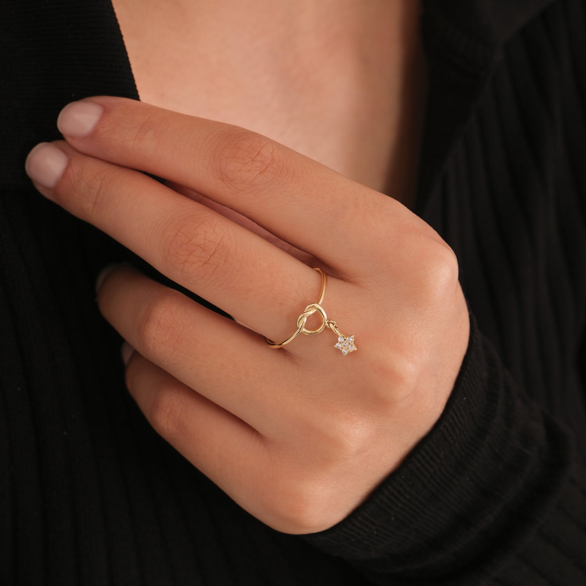 Knot Star Ring | 14K Solid Gold