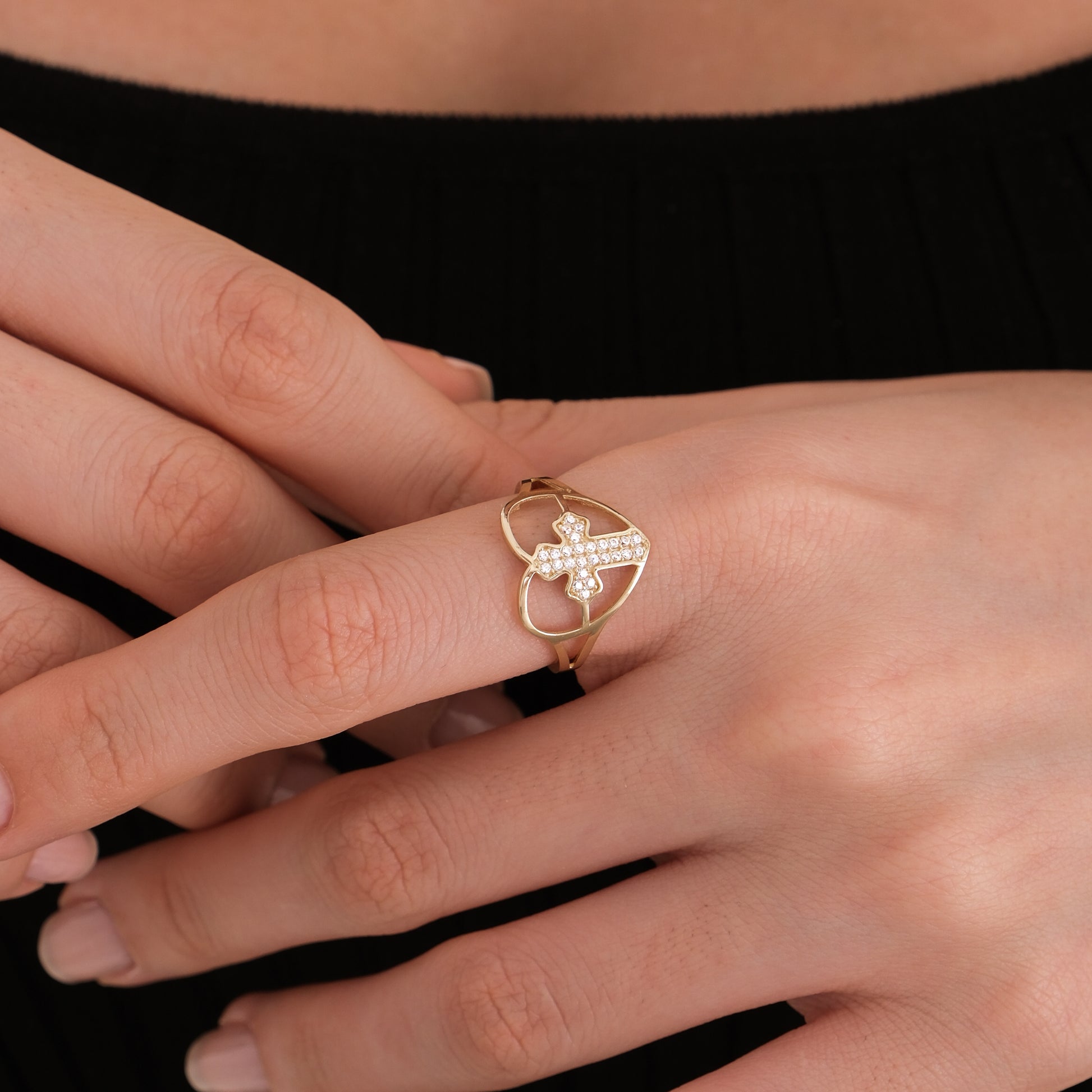 Pave Cross in Heart Ring | 14K Solid Gold