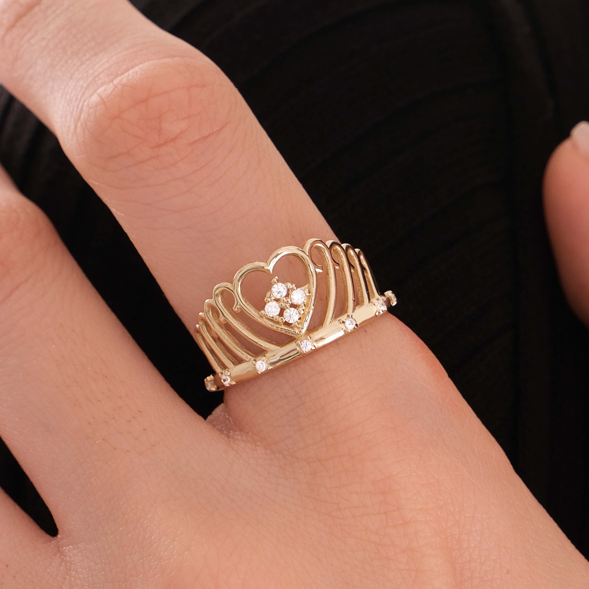 Heart Crown Ring | 14K Solid Gold