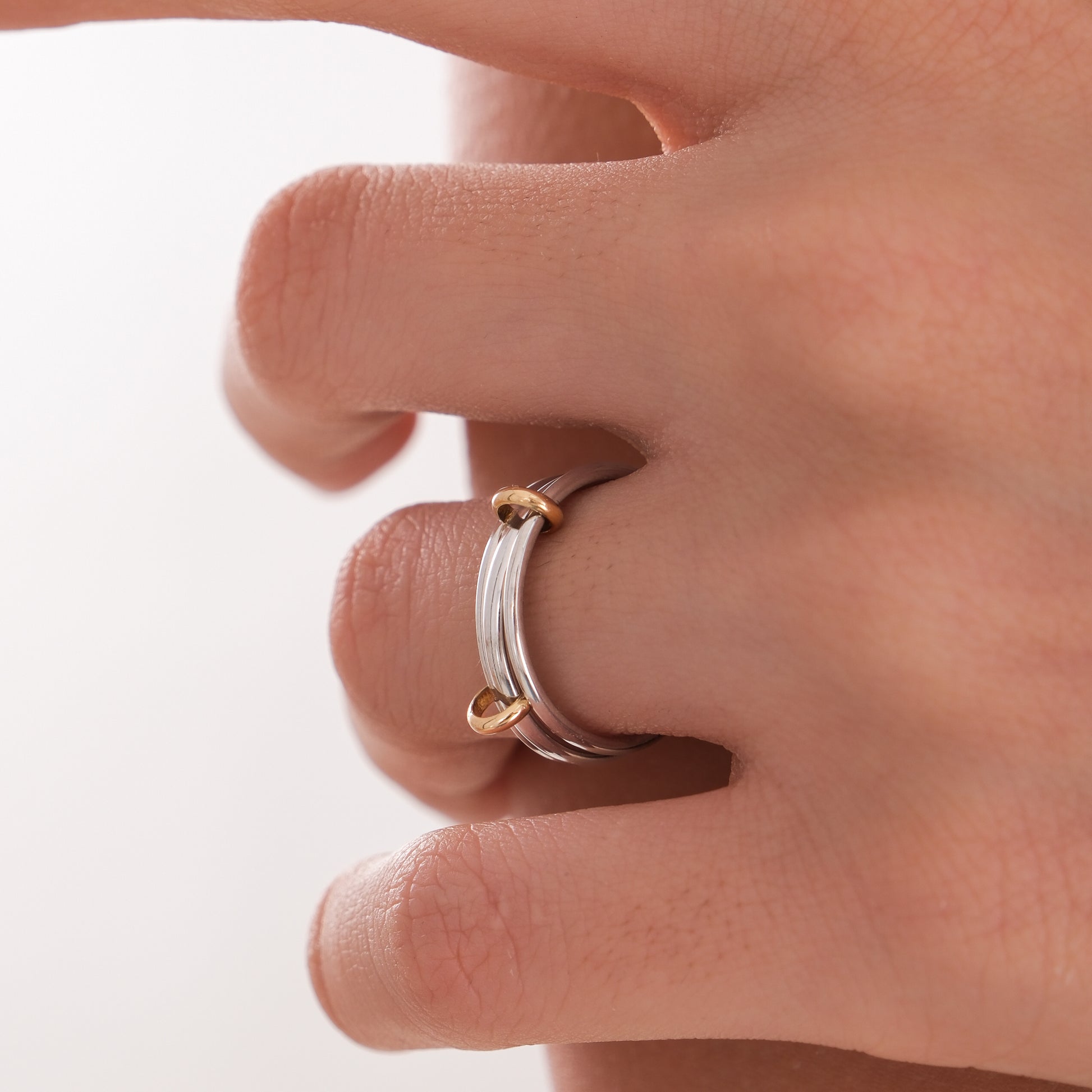 Two Tone Link Connected Ring | 14K Solid Gold