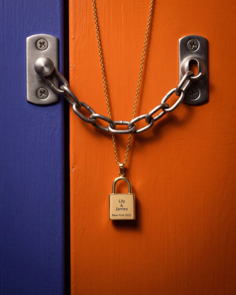 Locked in, Locket Necklace