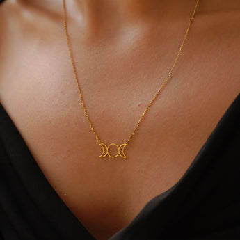 triple_moon_necklace