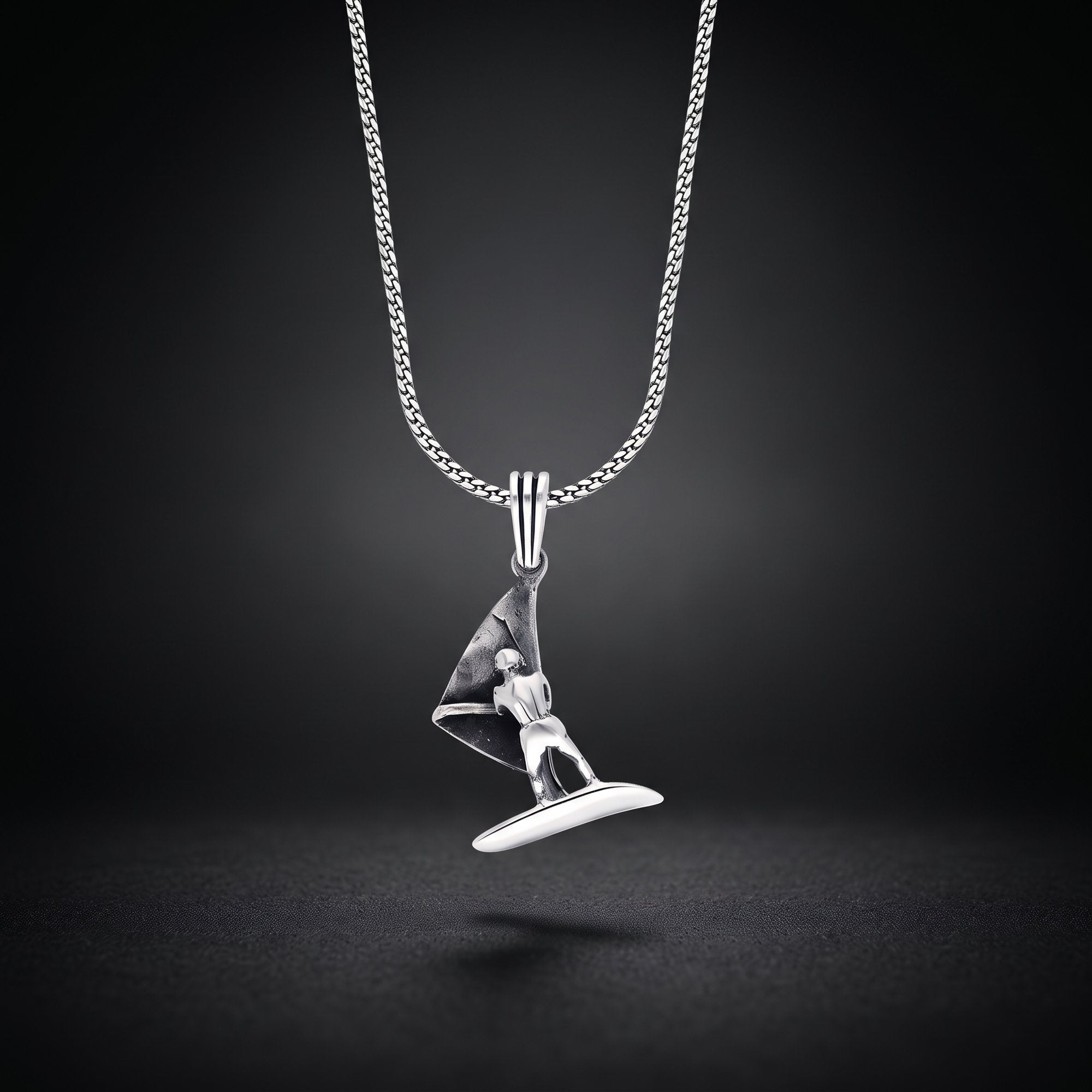 Men's windsurfing pendant necklace in 925 sterling silver on a box chain
